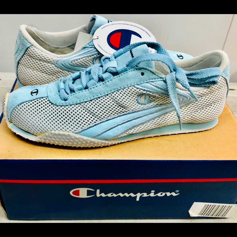 “Champion” size 7 (Hallie) NEVER WORN - ORIGINAL BOX - PERFECT CONDITION